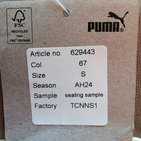 NWT Puma NYC Crew Neck Relaxed Fit Tan Sweatshirt - Sz S Open To Offers - Picture 9 of 10